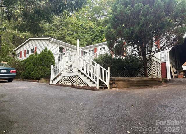 Property at 113 Reeves Rd, Leicester, NC 28748, 3 beds, 2 baths