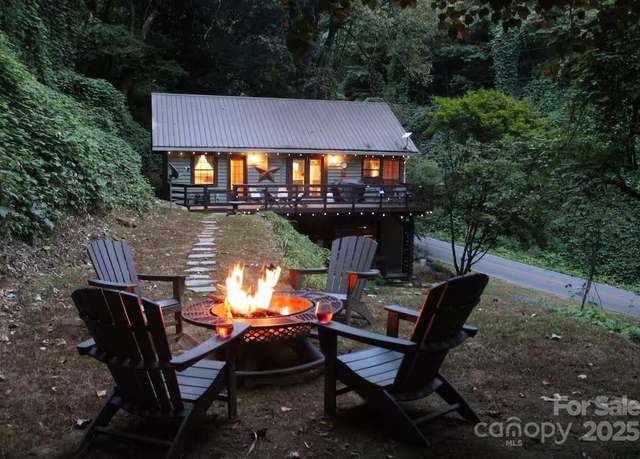 Property at 85 Dills Rd, Bryson City, NC 28713, 2 beds, 2 baths