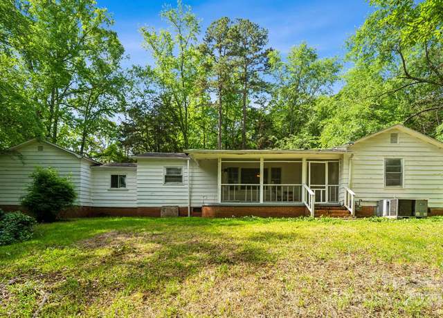 Property at 1917 Tom Sadler Rd, Charlotte, NC 28214, 2 beds, 1 bath