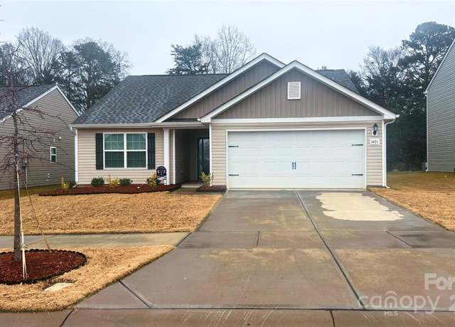 Property at 1401 Nia Rd, Charlotte, NC 28215, 3 beds, 2 baths