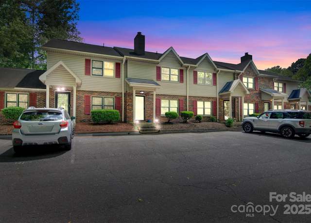 Property at 1485 20th Ave NE, Hickory, NC 28601, 2 beds, 1.5 baths