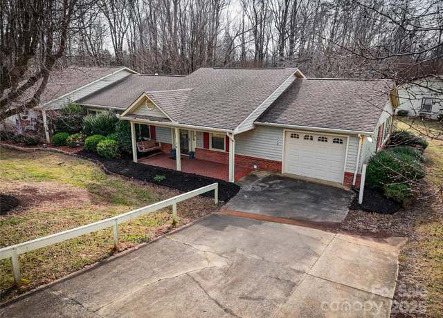 Property at 112 Holly Ct, Bostic, NC 28018, 2 beds, 2 baths