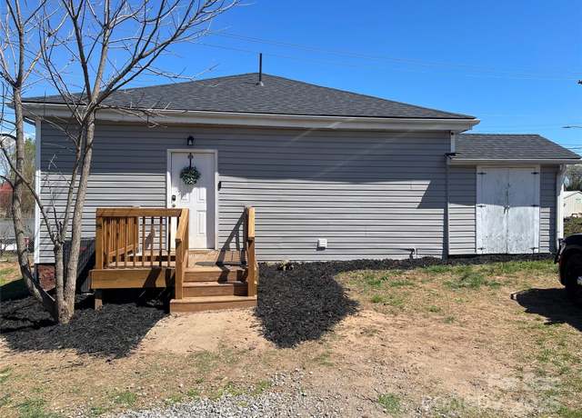 Property at 133 North St, Rutherfordton, NC 28139, 3 beds, 2 baths