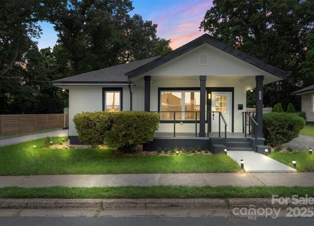 Property at 418 Link St, Fort Mill, SC 29715, 2 beds, 1 bath
