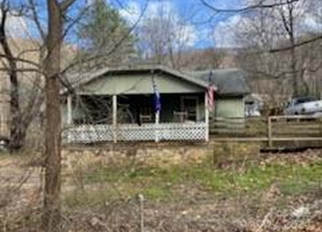 Property at 335 Fountain Way, Swannanoa, NC 28778, 2 beds, 1 bath