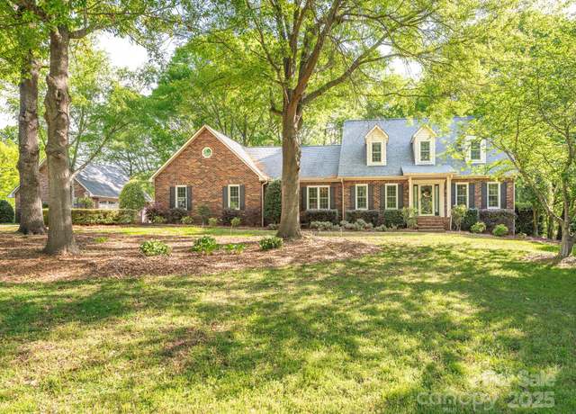 Property at 3815 Glen Haven Dr SW, Concord, NC 28027, 3 beds, 2.5 baths