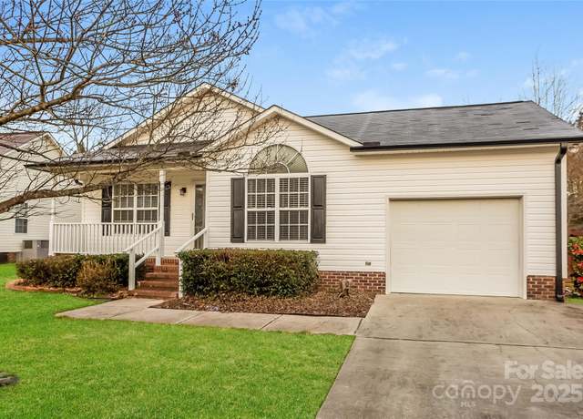 Property at 828 Saint Andrews Pl, Concord, NC 28025, 3 beds, 2 baths