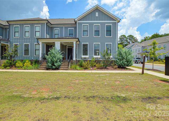 Property at 10149 Meeting House Dr NW, Huntersville, NC 28078, 3 beds, 2.5 baths