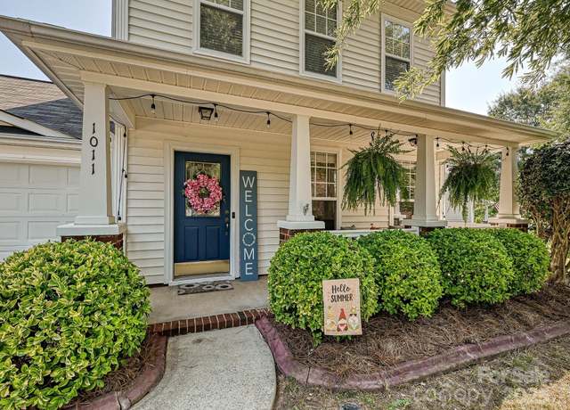Property at 1011 Benning Cir, Indian Trail, NC 28079, 3 beds, 2.5 baths