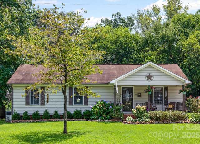 Property at 44 6th St, York, SC 29745, 3 beds, 2 baths