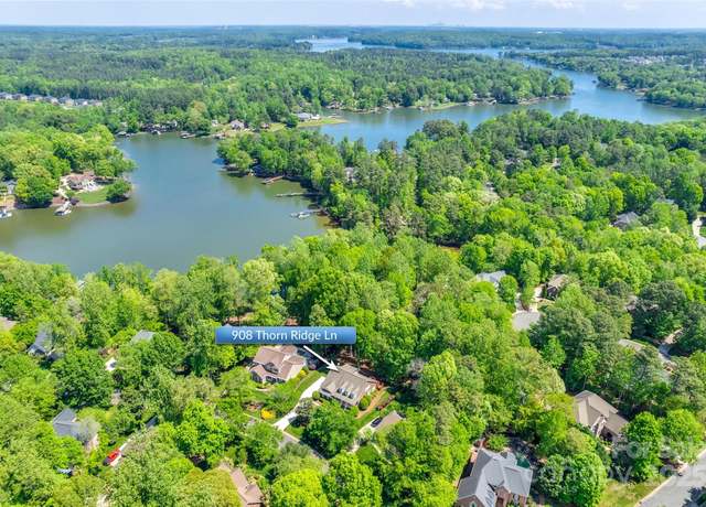 Property at 908 Thorn Ridge Ln, Lake Wylie, SC 29710, 3 beds, 3.5 baths