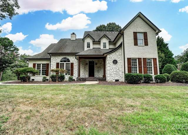 Property at 9034 Wingpoint Dr, Belmont, NC 28012, 4 beds, 3 baths
