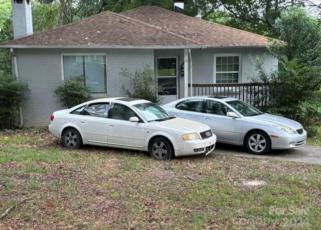 Property at 2102 Twin Ave, Gastonia, NC 28052, 2 beds, 1 bath