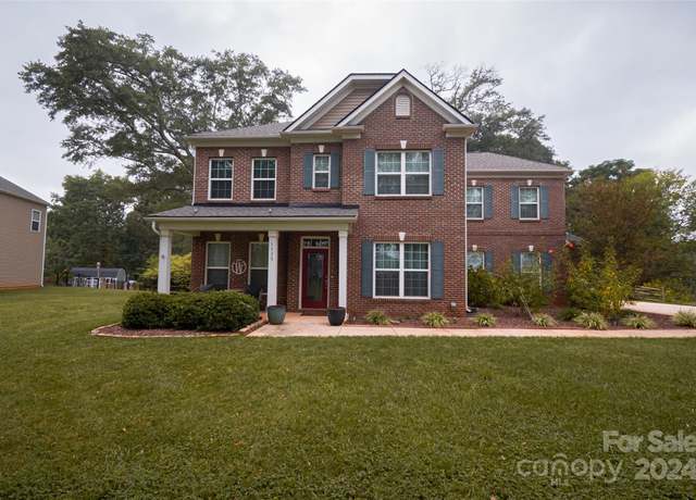 Property at 1735 Herndon Farm Rd, Rock Hill, SC 29732, 4 beds, 2.5 baths