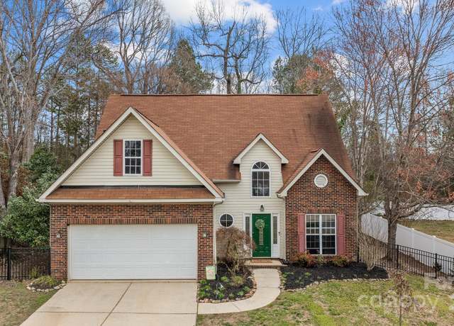 Property at 207 Pebble Creek Xing, Fort Mill, SC 29715, 3 beds, 2.5 baths