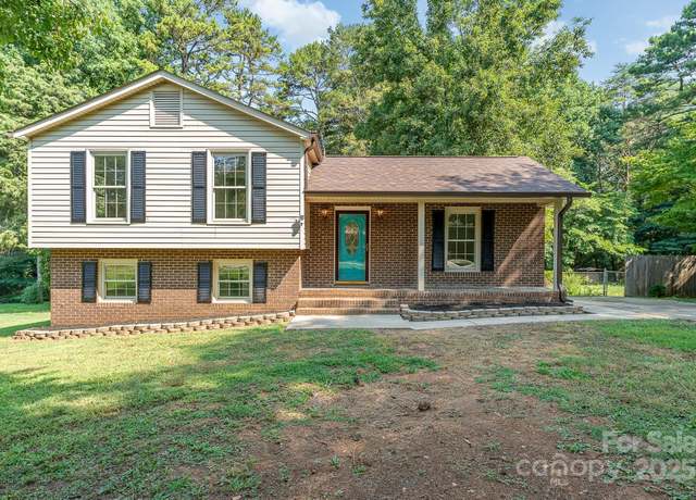 Property at 132 Stoneybrook Rd, Salisbury, NC 28147, 3 beds, 2 baths