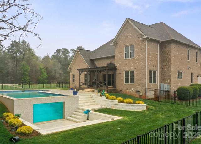 Property at 1012 Harper Lee Dr, Newton, NC 28658, 4 beds, 3.5 baths