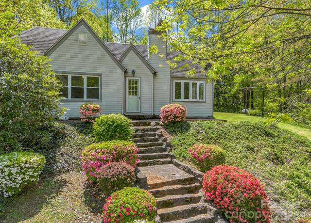 Property at 128 Washburn Rd, Lake Lure, NC 28746, 2 beds, 2 baths