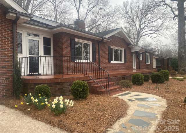 Property at 936 N 5th St, Albemarle, NC 28001, 2 beds, 2 baths
