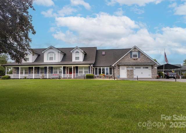 Property at 727 Jenkins Valley Rd, Alexander, NC 28701, 4 beds, 3 baths