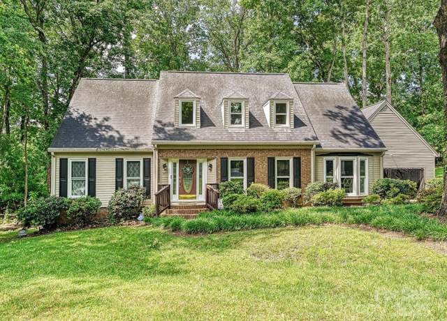 Property at 2437 Woodleigh Dr, Gastonia, NC 28056, 4 beds, 2.5 baths