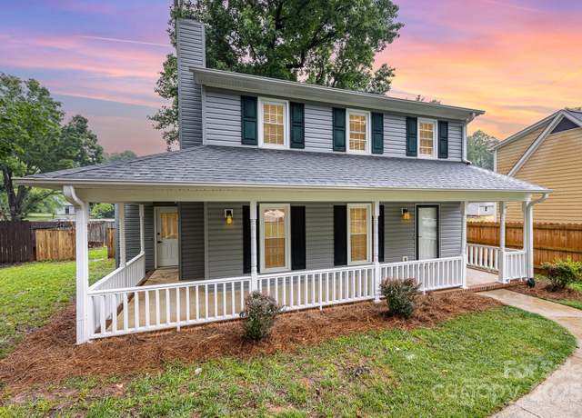 Property at 3712 Pineway Dr, Greensboro, NC 27405, 3 beds, 2.5 baths