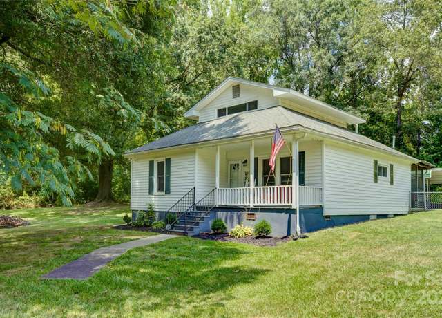 Property at 2111 Hodgin St, Gastonia, NC 28056, 3 beds, 1.5 baths