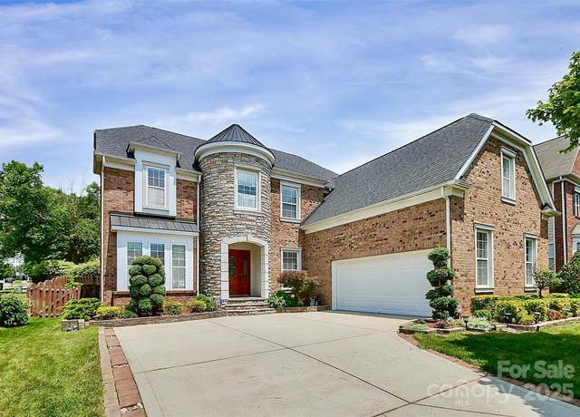 Property at 664 Vega St NW, Concord, NC 28027, 4 beds, 3 baths