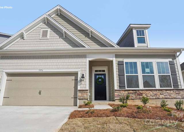 Property at 2917 Atwater Pond Cir, Denver, NC 28037, 3 beds, 2 baths