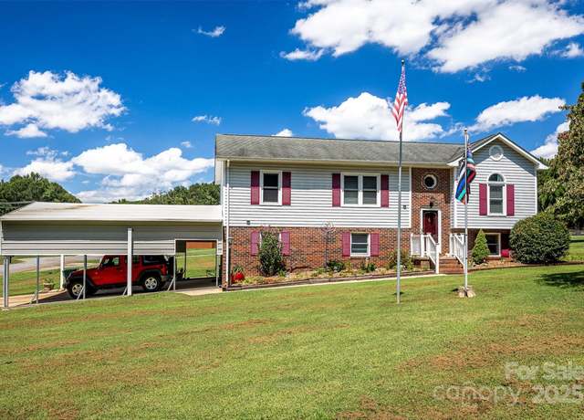 Property at 2184 Little John Trl, Newton, NC 28658, 3 beds, 2 baths