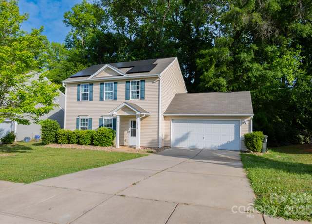 Property at 1518 Glenbar Ct, Clover, SC 29710, 3 beds, 2.5 baths