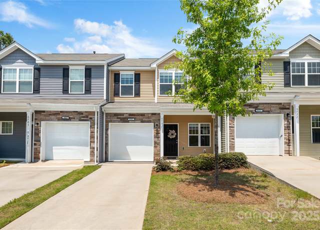 Property at 6507 Revolutionary Trl, Charlotte, NC 28217, 3 beds, 3.5 baths