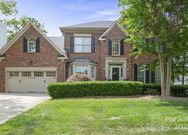 Property at 21203 Harken Dr, Cornelius, NC 28031, 4 beds, 2.5 baths