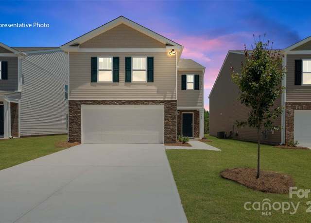 Property at 514 13th Avenue Dr NE, Hickory, NC 28601, 4 beds, 2.5 baths