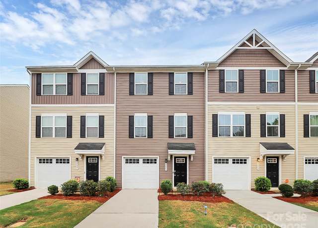 Property at 2635 Mccurdy Trl, Charlotte, NC 28269, 3 beds, 2 baths