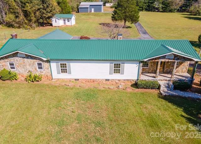 Property at 2274 Deerfield Dr, Maiden, NC 28650, 3 beds, 2 baths
