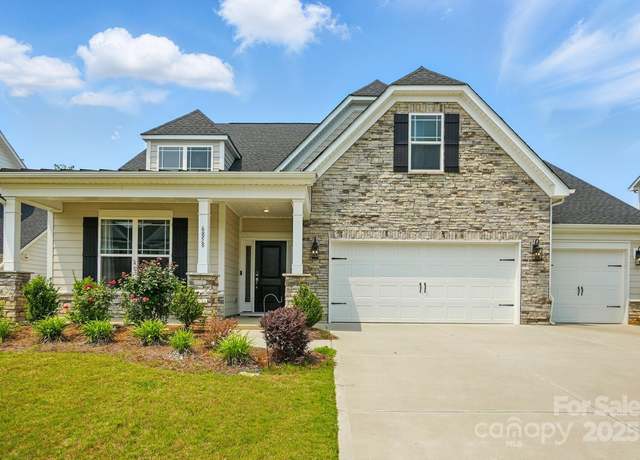 Property at 6858 Hunts Mesa Dr, Fort Mill, SC 29707, 4 beds, 3.5 baths