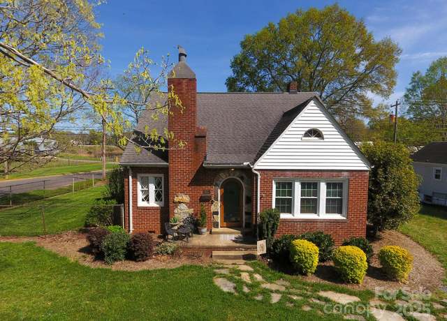 Property at 601 Meadowbrook Rd, Kings Mountain, NC 28086, 3 beds, 2 baths