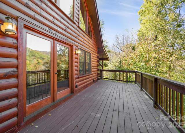 Property at 171 Irene Ln, Maggie Valley, NC 28751, 2 beds, 2 baths