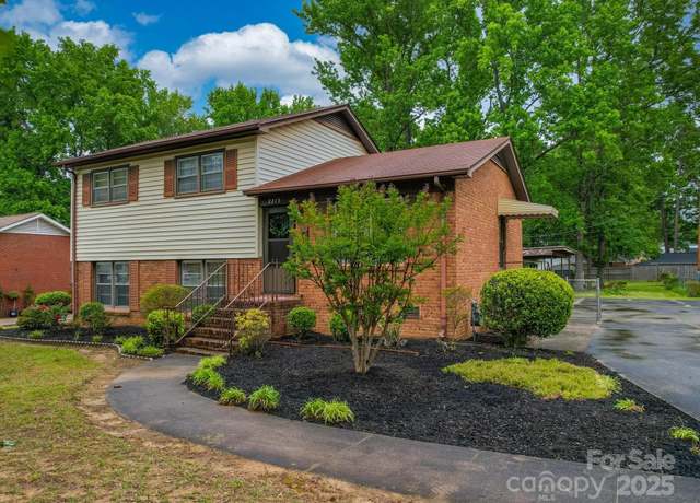 Property at 2213 Milton Rd, Charlotte, NC 28215, 4 beds, 1.5 baths