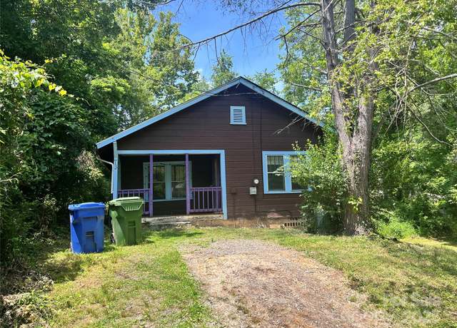 Property at 152 New Haw Creek Rd, Asheville, NC 28805, 2 beds, 1 bath