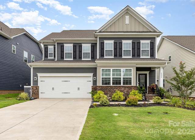 Property at 4024 Whipcord Dr, Waxhaw, NC 28173, 4 beds, 3.5 baths