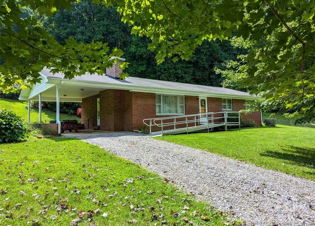 Property at 1524 Seven Mile Ridge Rd, Burnsville, NC 28714, 3 beds, 2 baths