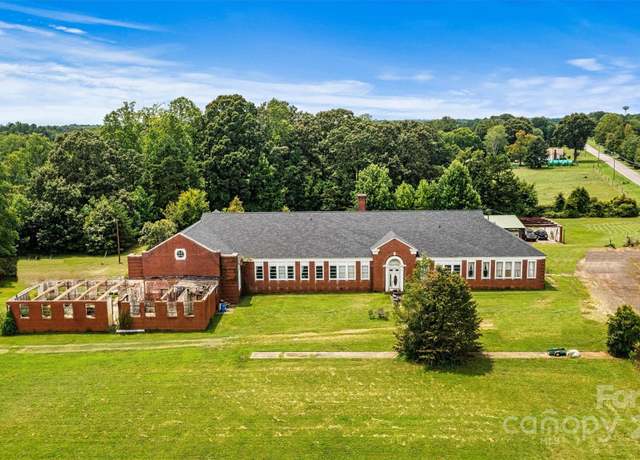 Property at 1318 Ostwalt Amity Rd, Cleveland, NC 27013, 4 beds, 3 baths