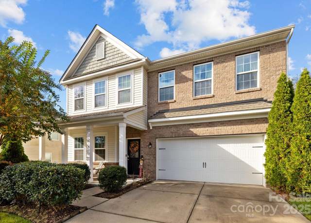 Property at 6119 Castlecove Rd, Charlotte, NC 28278, 4 beds, 2.5 baths