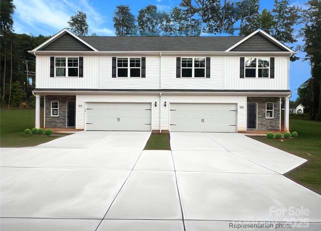Property at 6708 W Sugar Creek Rd, Charlotte, NC 28269, 6 beds, 5 baths