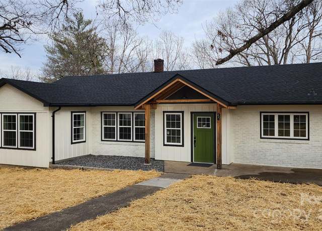Property at 621 Watts St NE, Valdese, NC 28690, 3 beds, 3 baths