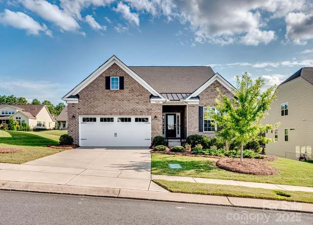 Property at 15429 Topanga Dr, Charlotte, NC 28278, 4 beds, 3 baths