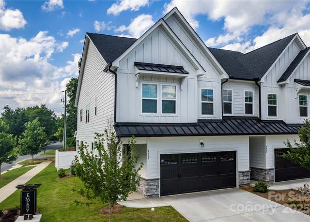 Property at 4005 Easton Ridge Ln, Charlotte, NC 28226, 3 beds, 2.5 baths