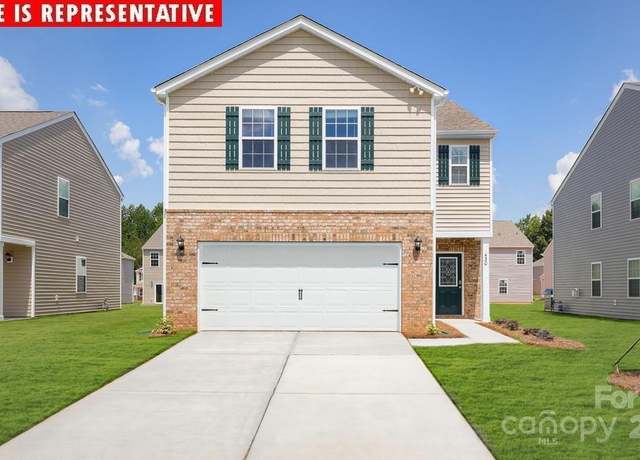 Property at 11217 Cardinal Creek Ave, Charlotte, NC 28215, 4 beds, 2.5 baths